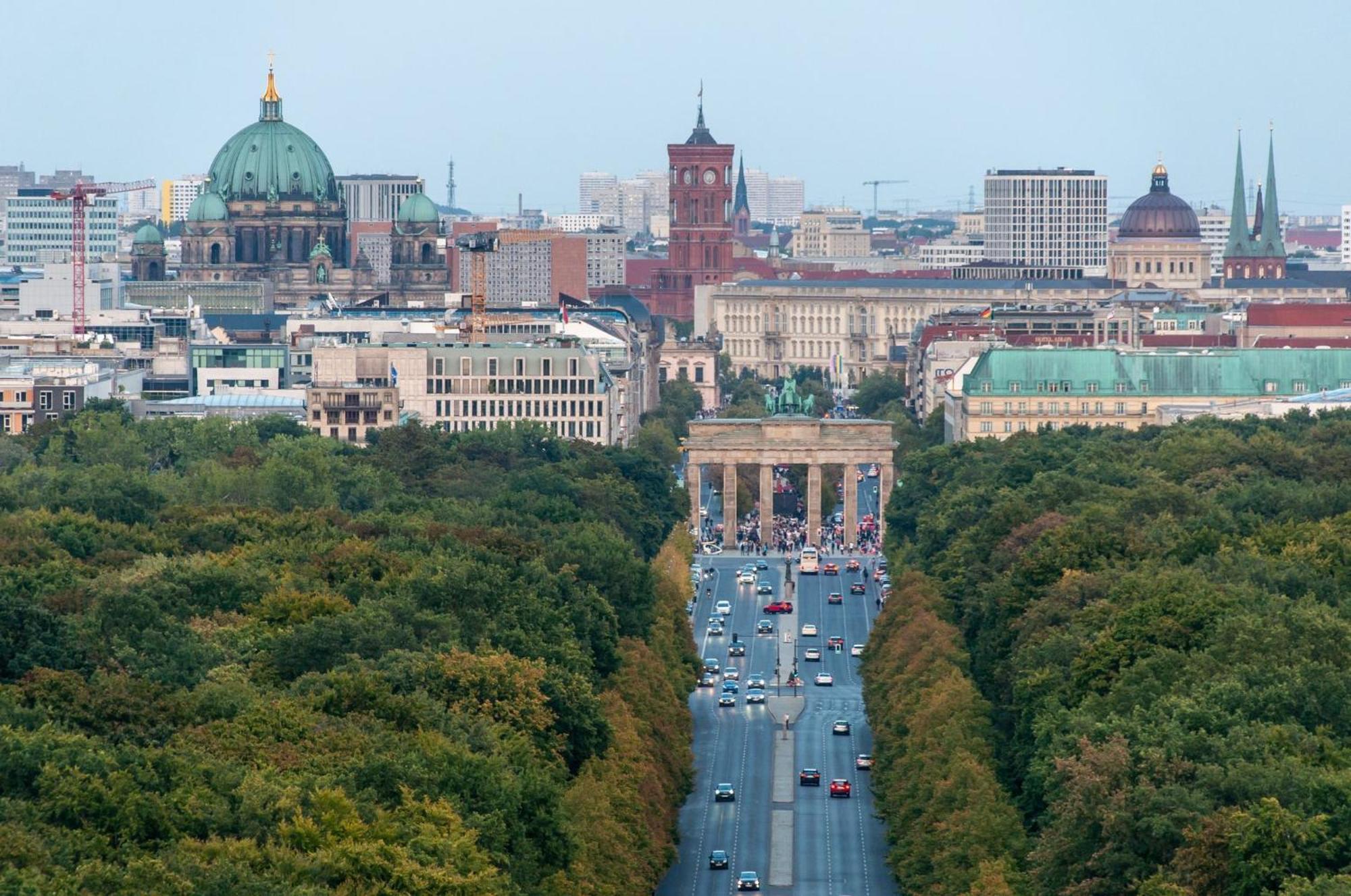 Holiday Inn - The Niu, Hide Berlin Friedrichshain By Ihg — Fotos 2
